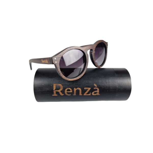 renza sonja with case